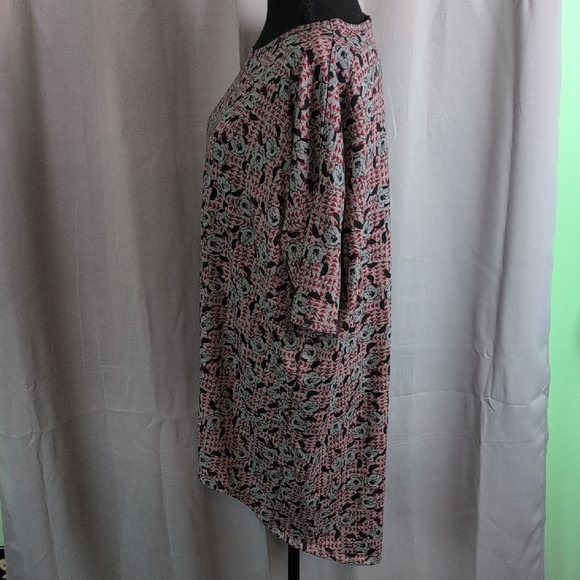 LuLaRoe Red and Black Relaxed Tunic with 3/4 Sleeves. Minnie Mouse Nwot - Picture 3 of 8